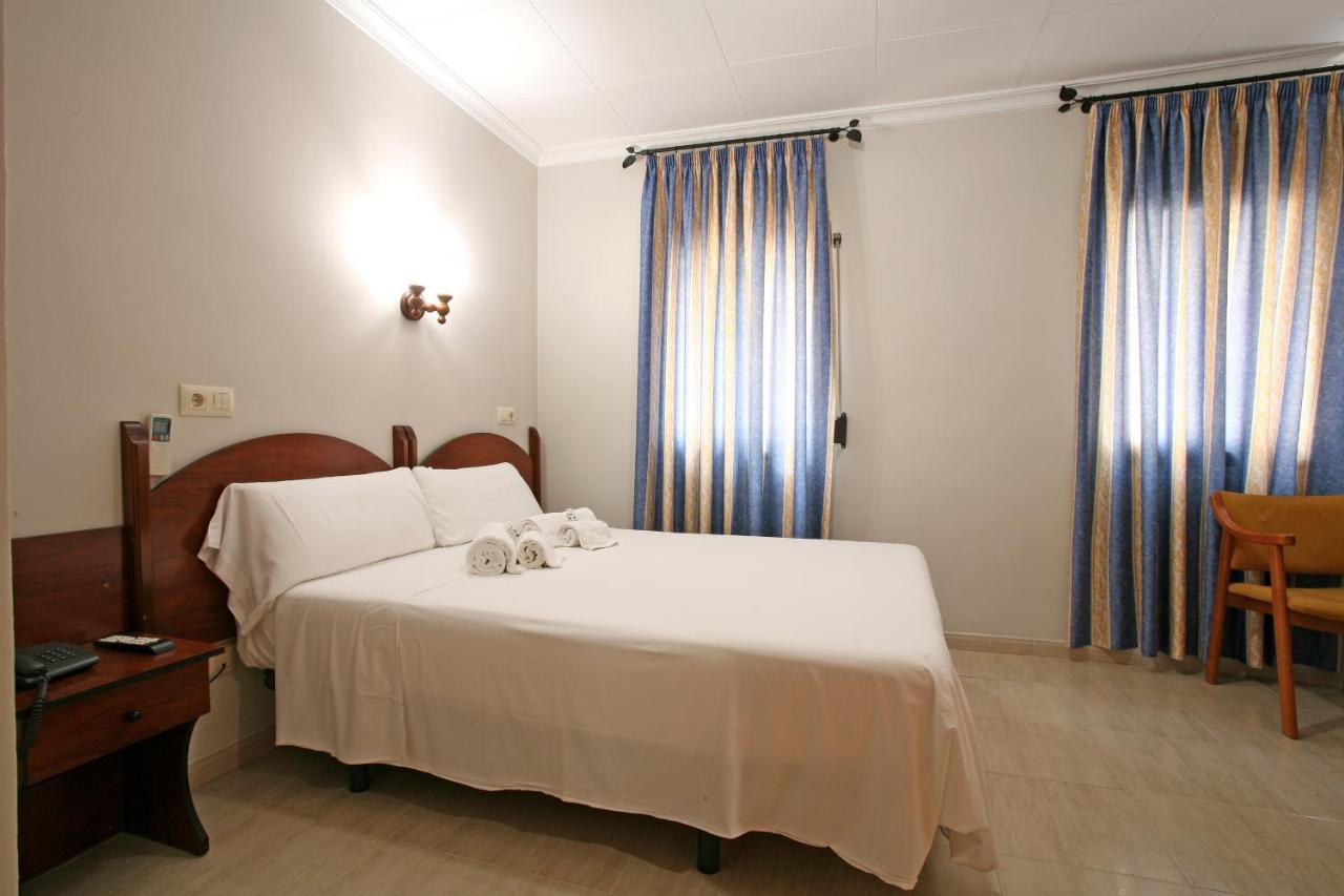 Canada Hotel 3*