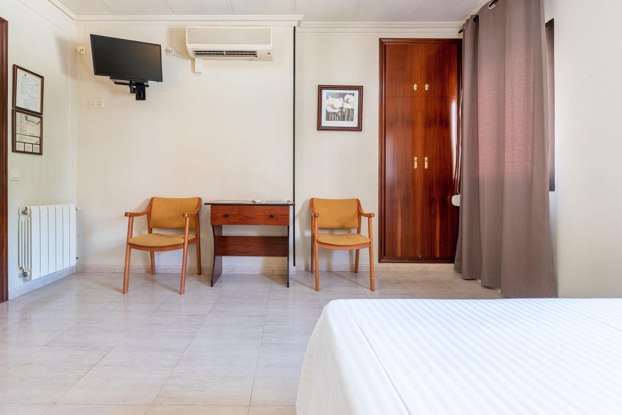Hotel Canada 3*