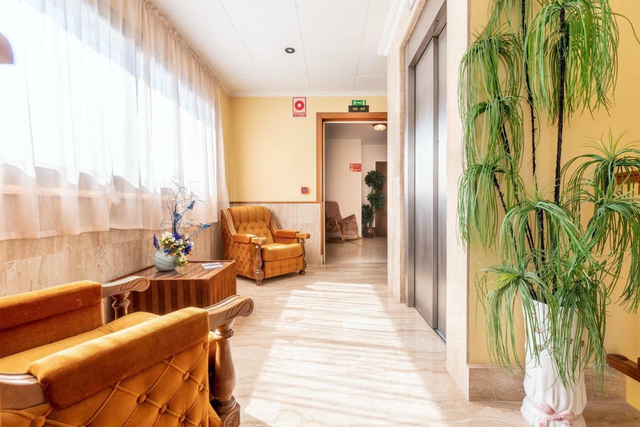 Hotel Canada 3*